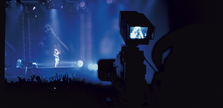 Laurent Seroussi - scène bleue+caméra.jpg