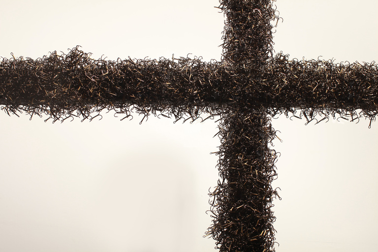 Laurent Seroussi - HOOK FACE CROIX PM copie.jpg